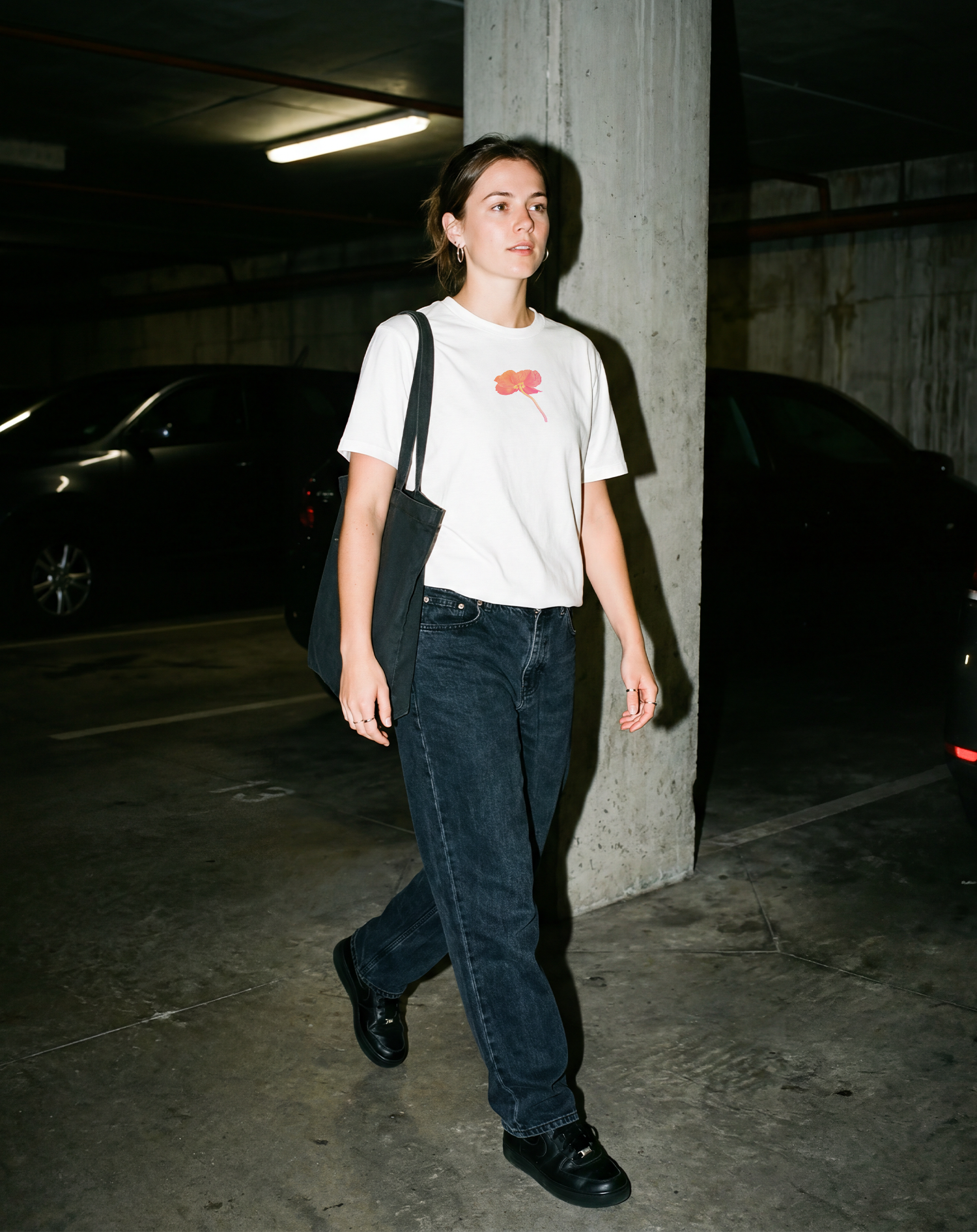 Soft Bloom KAMI DESIGNS - Camiseta - KAMI