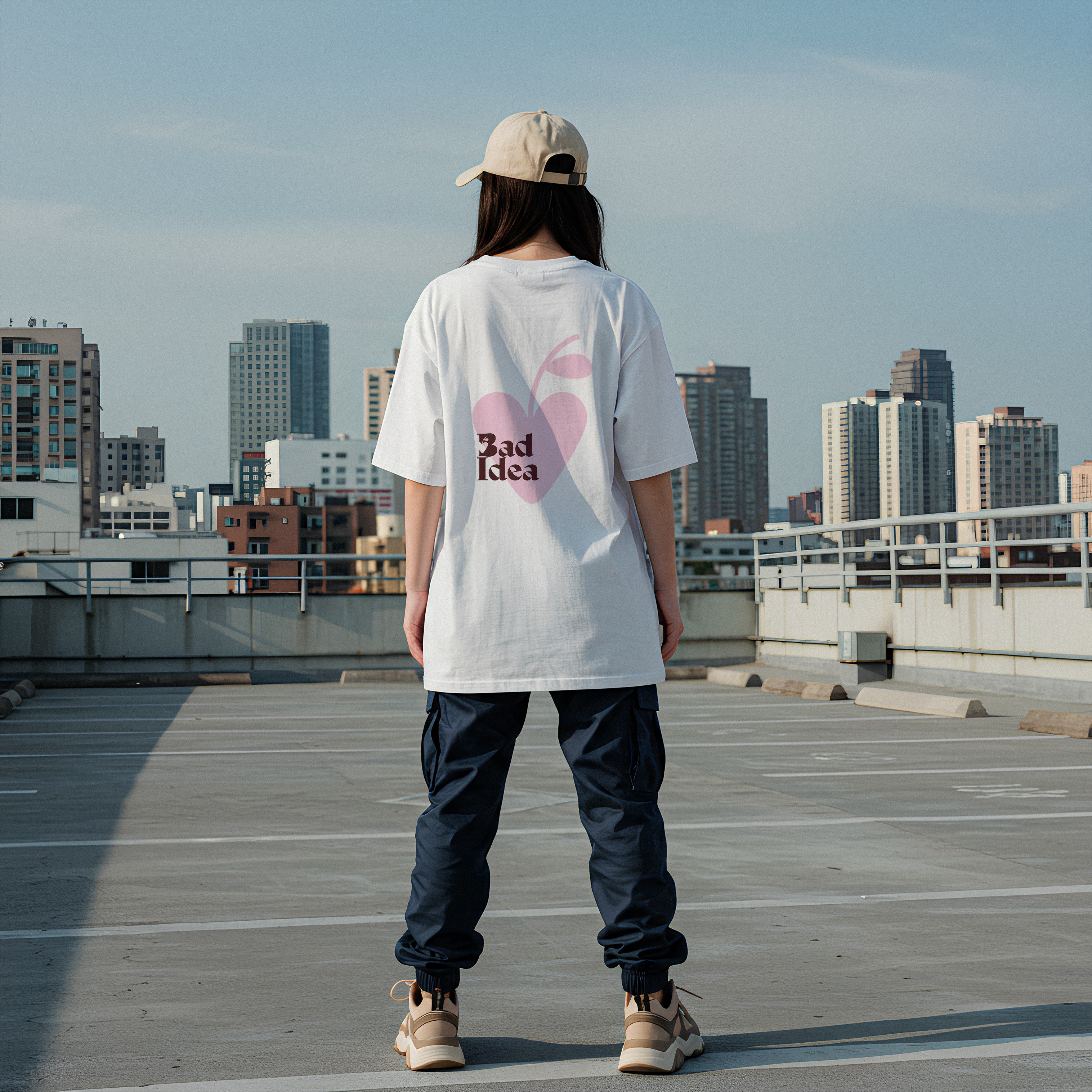 Pink Heart BAD IDEA - Camiseta